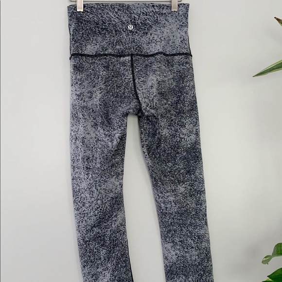 Lululemon Leggings (6) - Picture 2 of 5